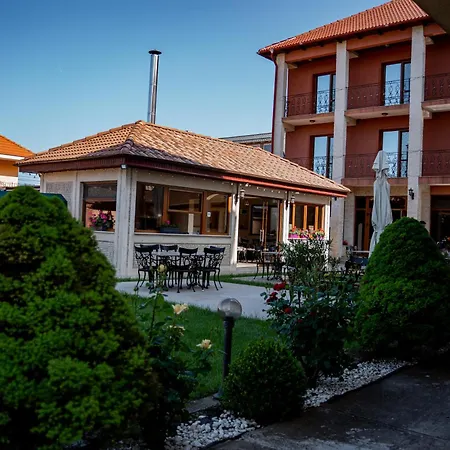 Casa Soarelui Guest house 3*