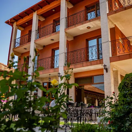 Casa Soarelui 3*