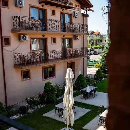 Guest house Casa Soarelui 3*