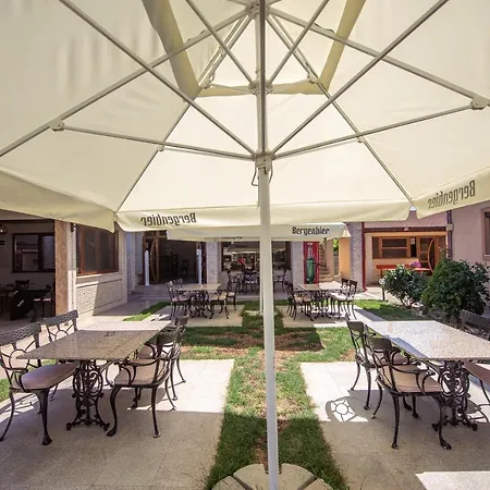 Casa Soarelui Konukevi