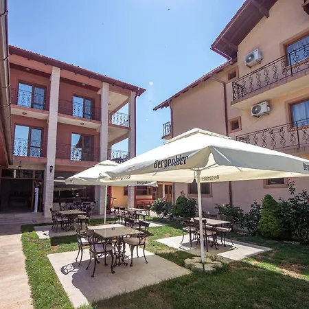 Casa Soarelui Două Mai