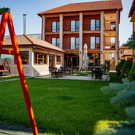 Konukevi Casa Soarelui Două Mai