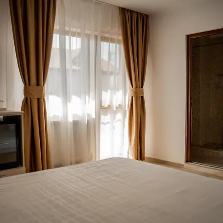 Casa Soarelui 3*