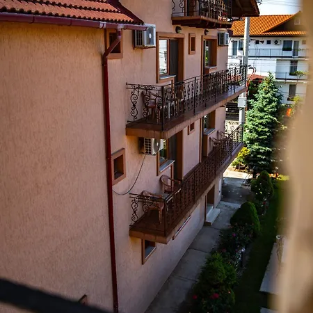 Casa Soarelui Konukevi Două Mai