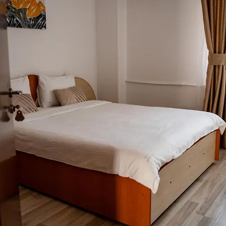 게스트하우스 Casa Soarelui Două Mai