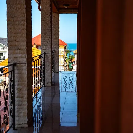 Konukevi Casa Soarelui 3*