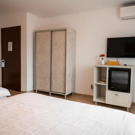 Casa Soarelui Pensión Două Mai