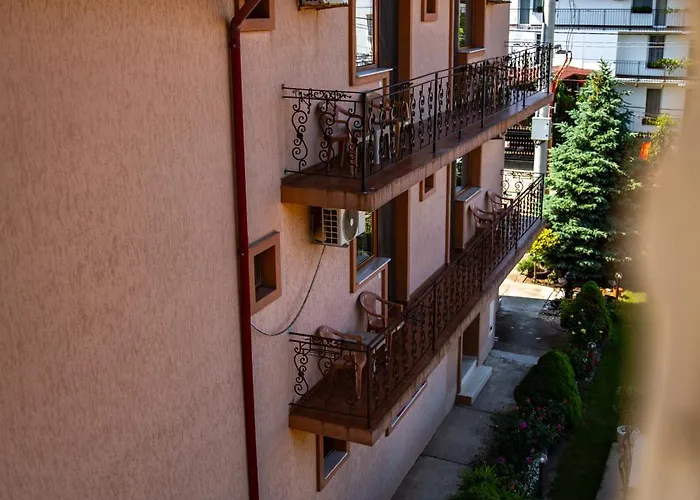 Casa Soarelui Guest house 2 Mai